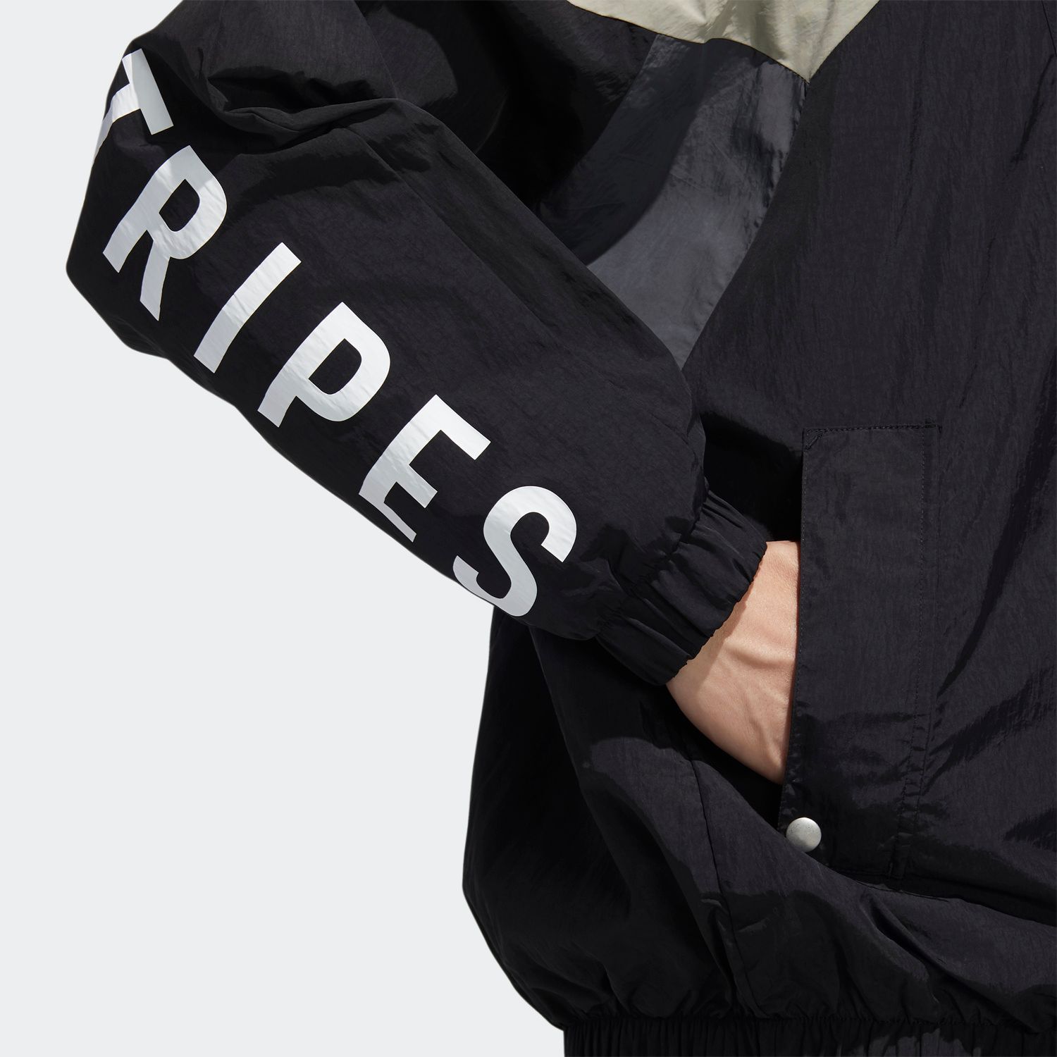adidas Must Haves Woven Jacket - Black