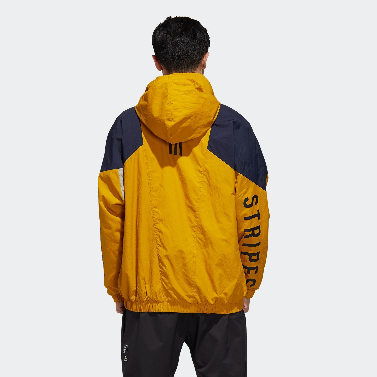 adidas Must Haves Woven Jacket - Legacy Gold