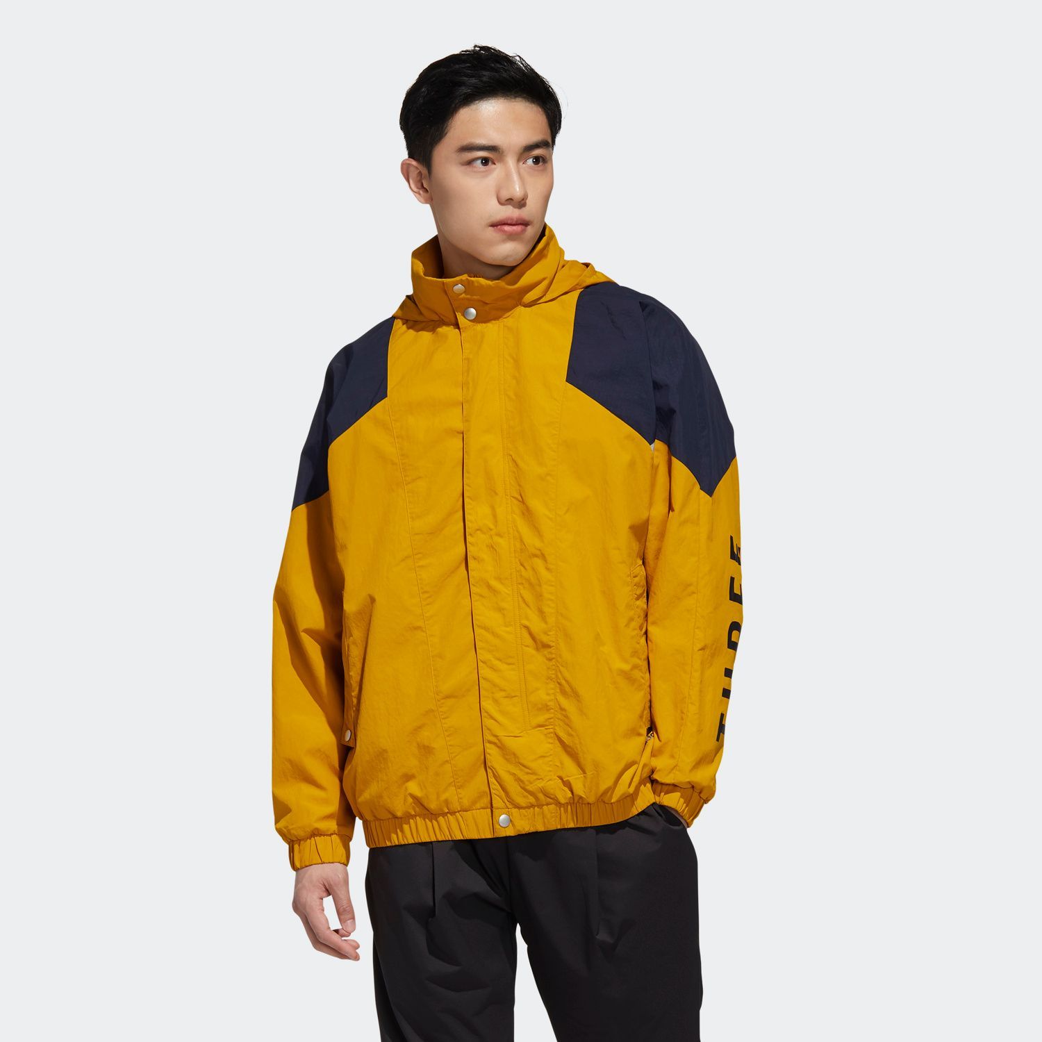 adidas Must Haves Woven Jacket - Legacy Gold