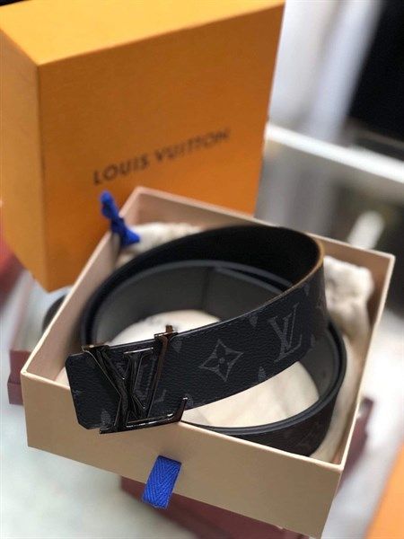 Belt Louis Vuitton Initiales 40 Reversilde Monogram M9043