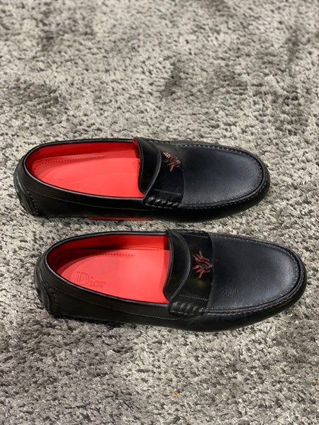 Moca Dior Đen Khắc Ong L018E