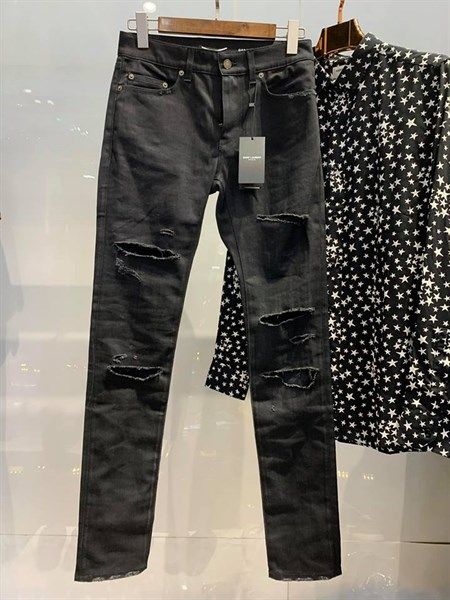 Jean Saint Laurent Đen Rách Gối 450008