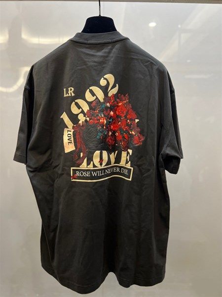 Phông Liuregali Đen Xám Logo 1992 Trước Sau LRG223S004ABRH