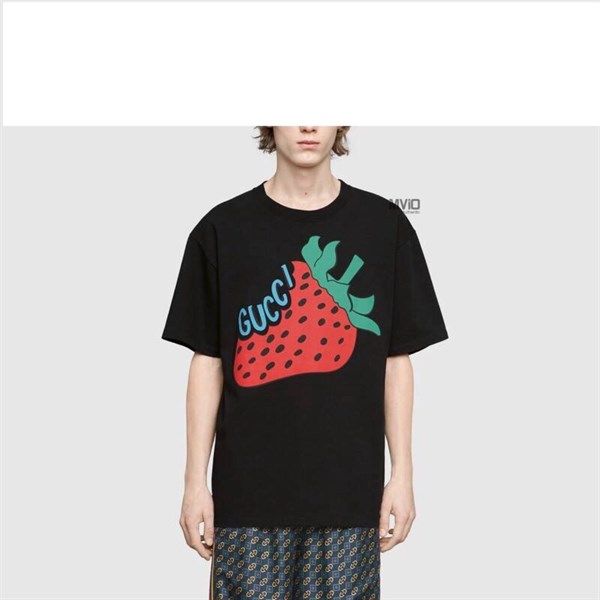 Phông Gucci Đen Strawberry 565806 Xja1N