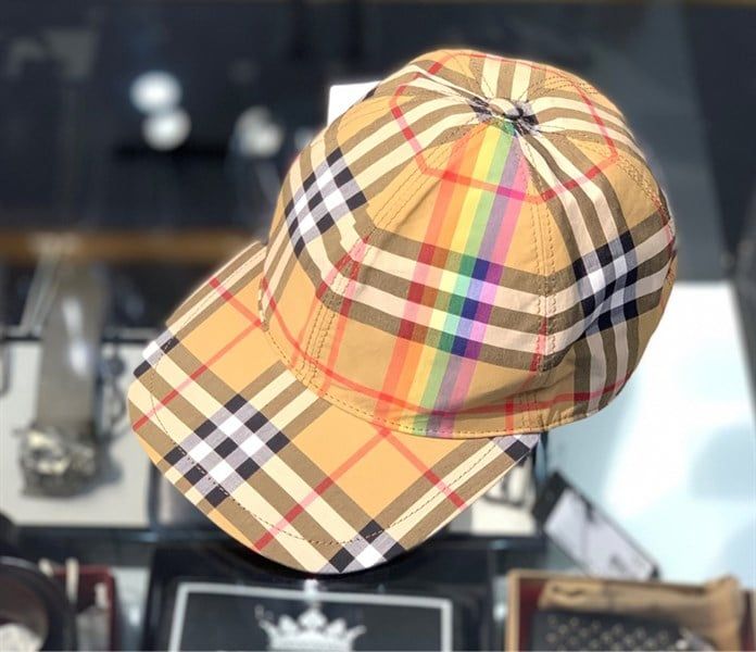 Mũ Burberry Rainbow 4077526