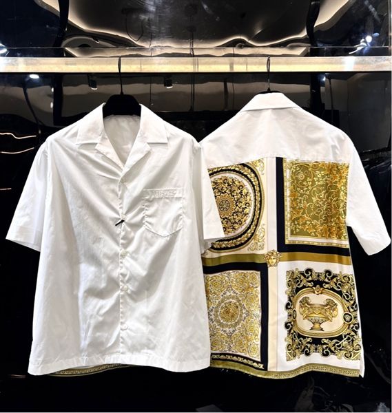 Sơ Mi Versace Trắng Cộc Tay Logo Sau 1A10593 5W060