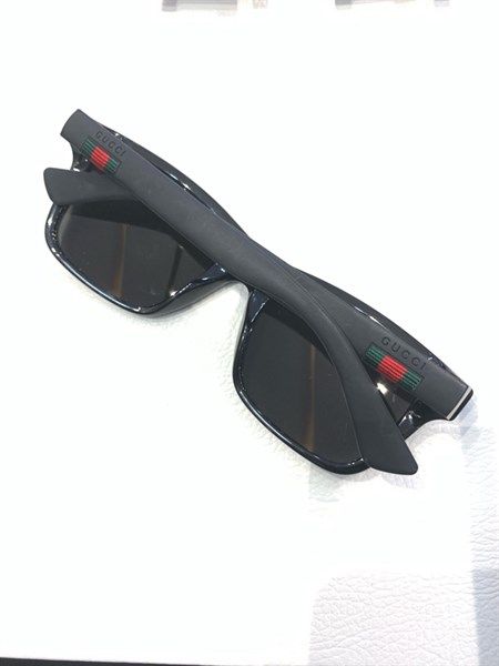 Kính Gucci Gọng Đen Nhám Gg0008S