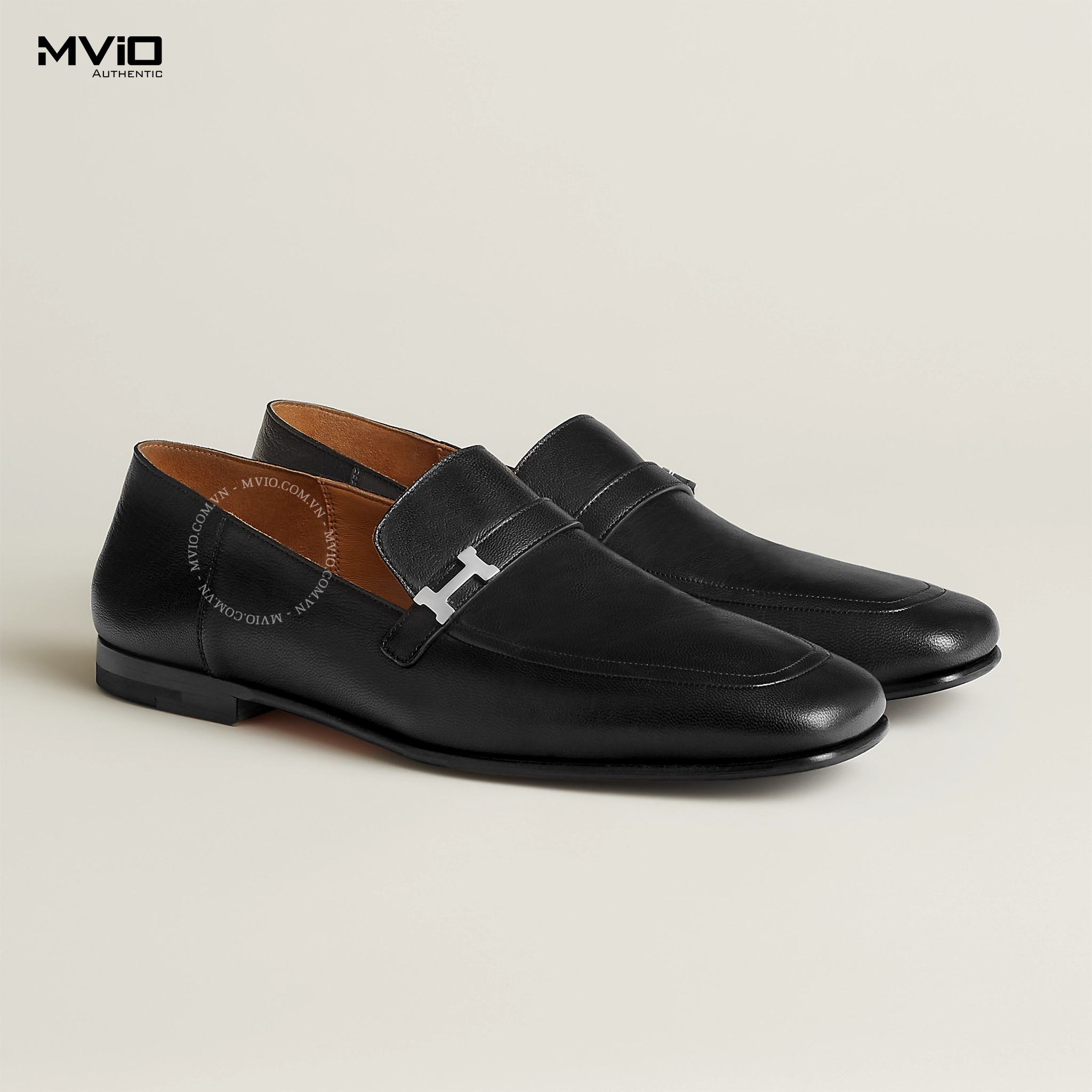 Loafer Hermes Đen Logo H Lệch Sliver H231992ZA02400