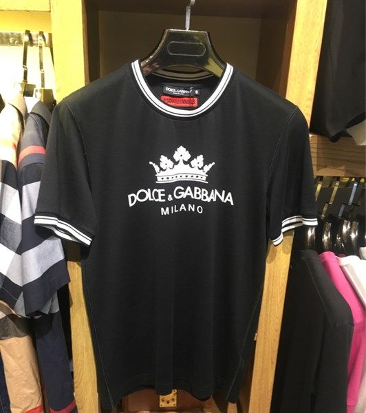 Phông Dolce Đen Cổ Viền Trắng