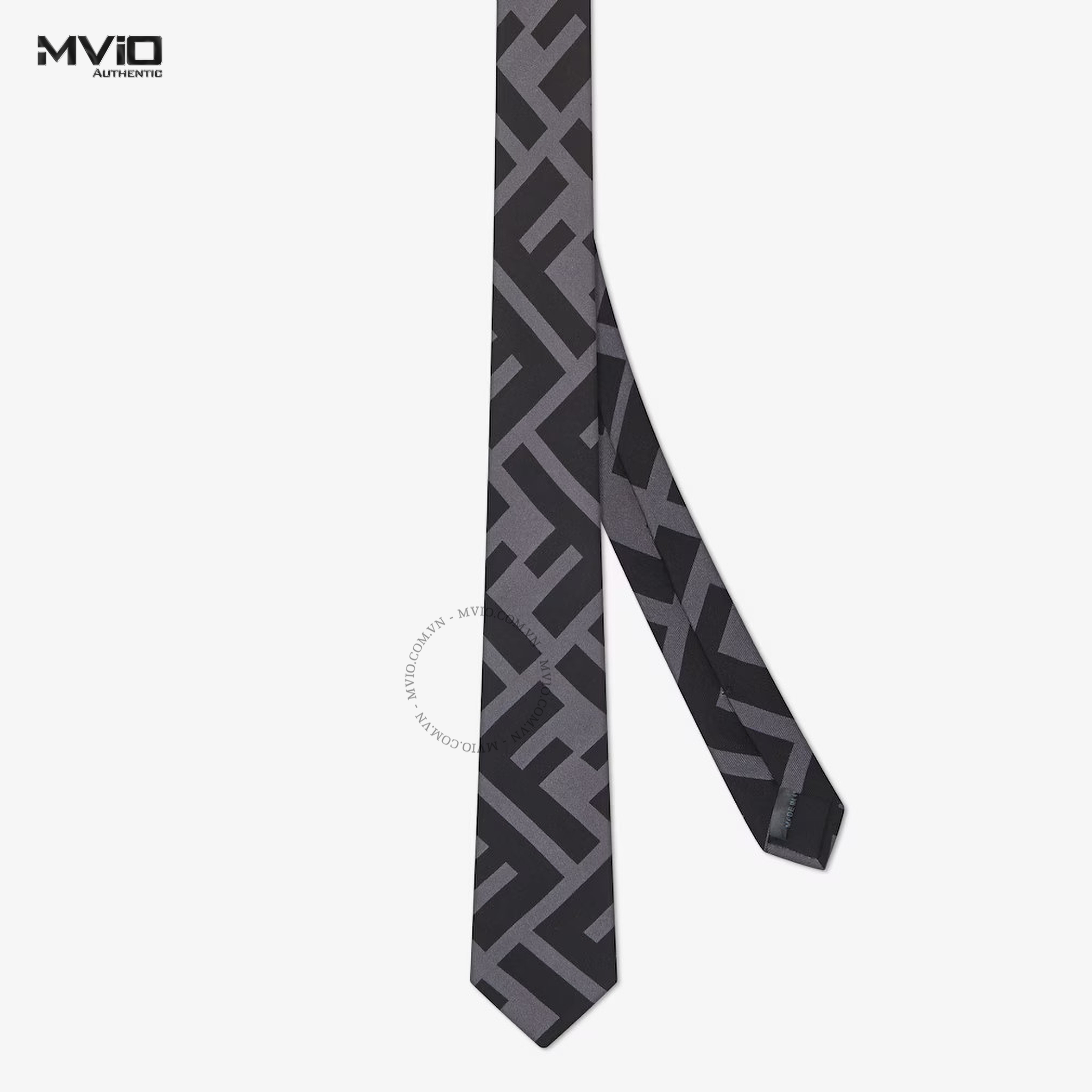 Caravat Fendi Đen Vân FF Xám FXC023 AH8F F0UY7