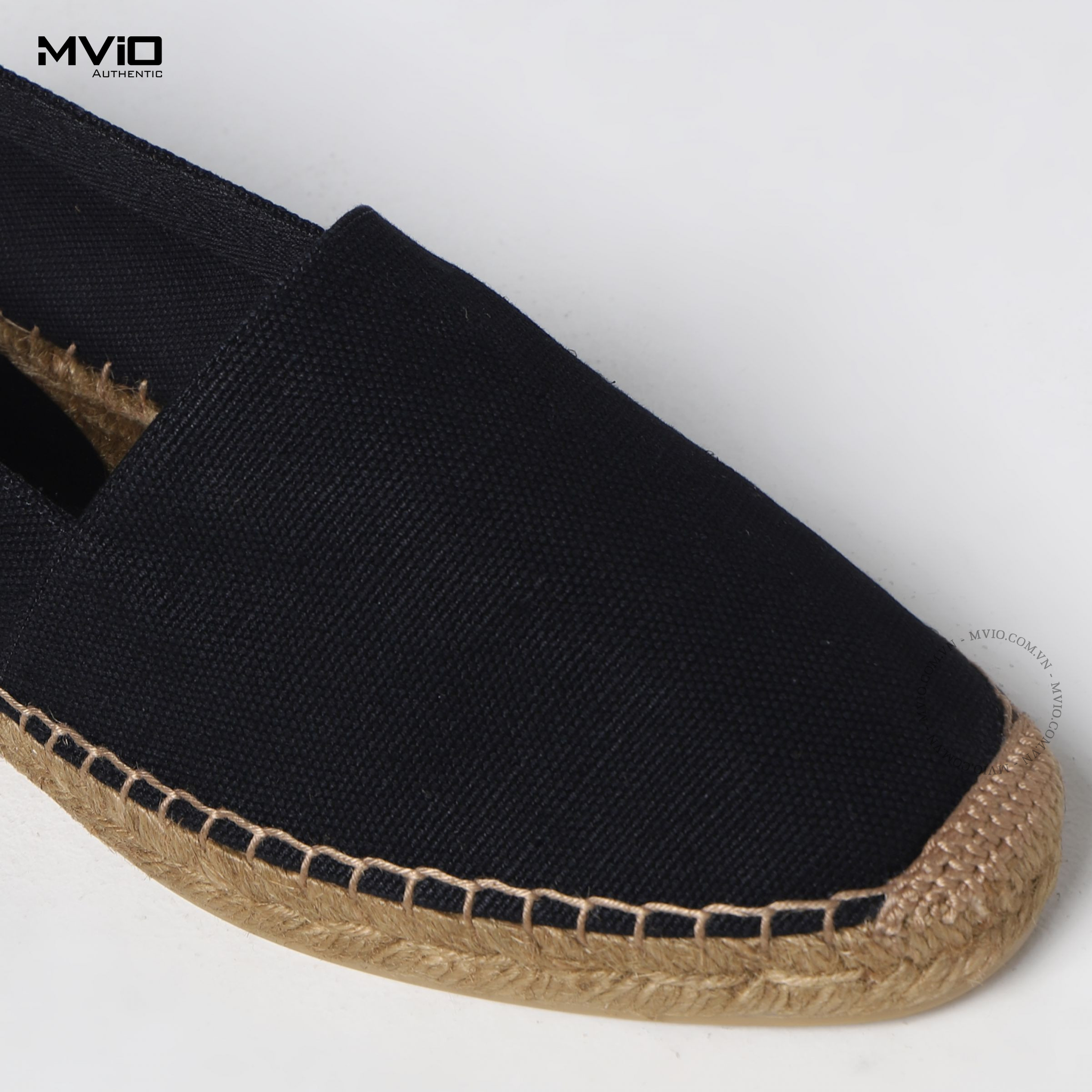 Slip On Cói Saint Laurent Đen Thêu Logo