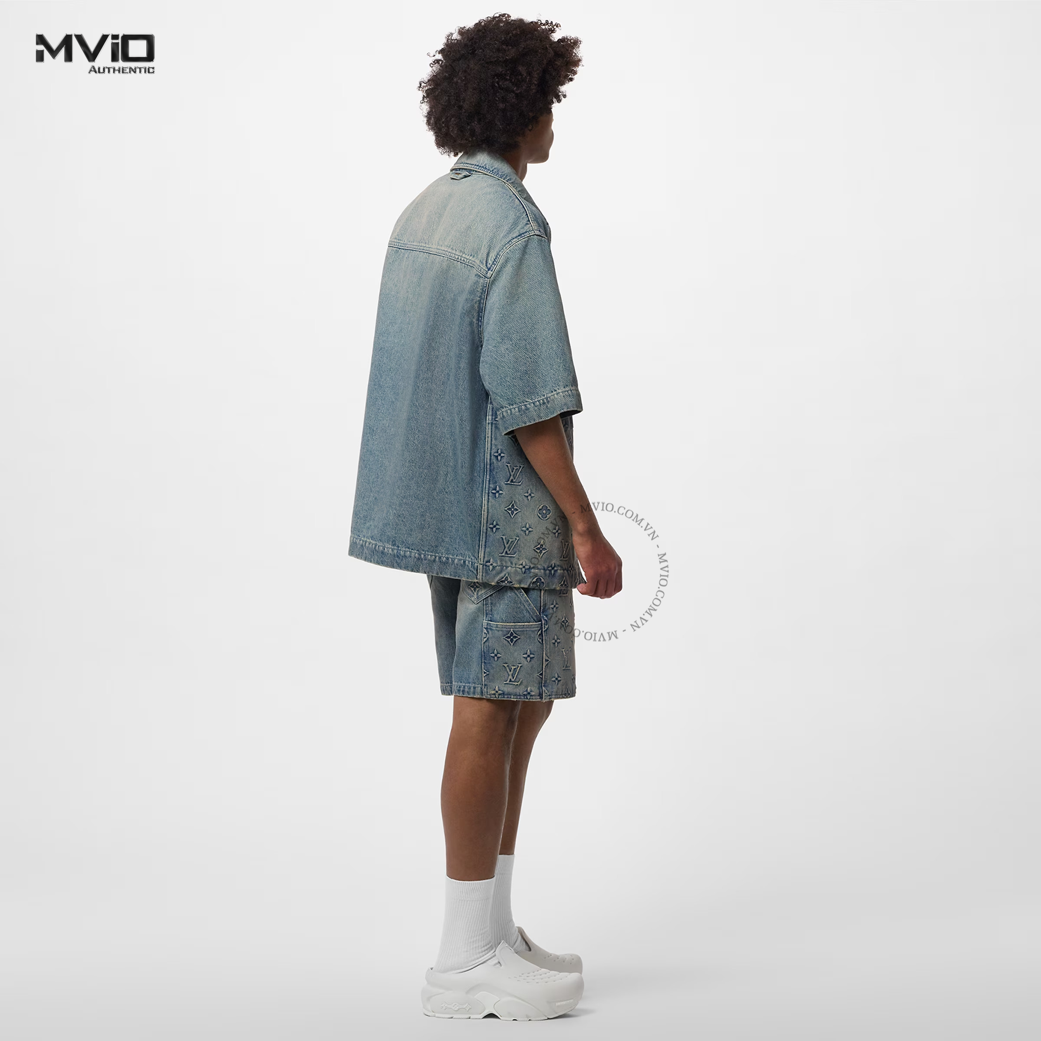 SƠ MI LOUIS VUITTON CỘC TAY DENIM XANH MONOGRAM 1ABLDH