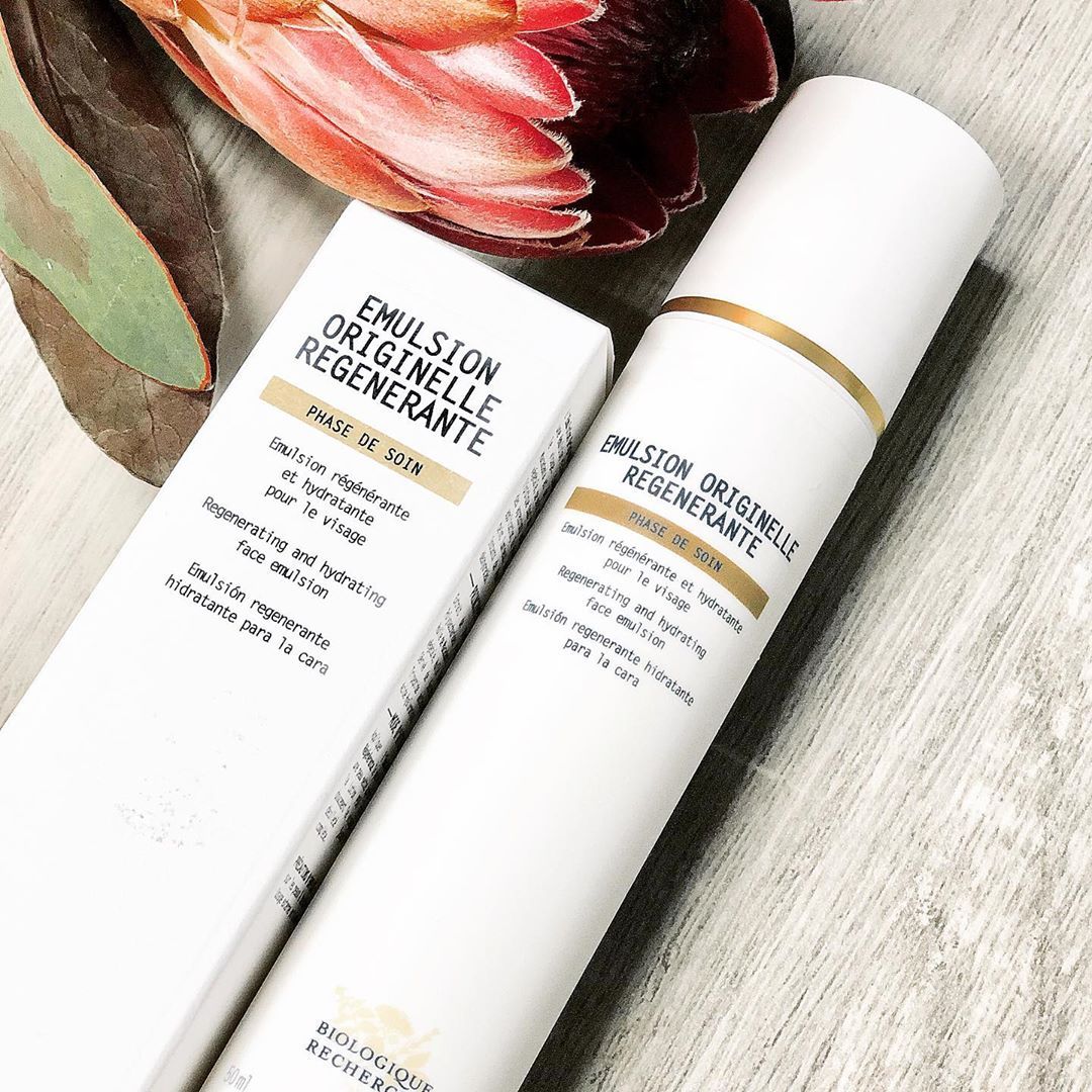 Sữa dưỡng ẩm làm dịu, làm mềm và phục hồi màng hydrolipid - Biologique Recherche Emulsion Originelle Regenerante Visage (50ml)