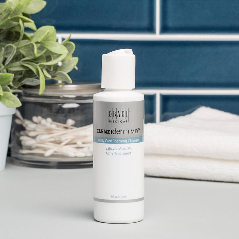 Sữa rửa mặt trị mụn cho da dầu nhờn - Obagi Clenziderm MD Daily Care Foaming Cleanser