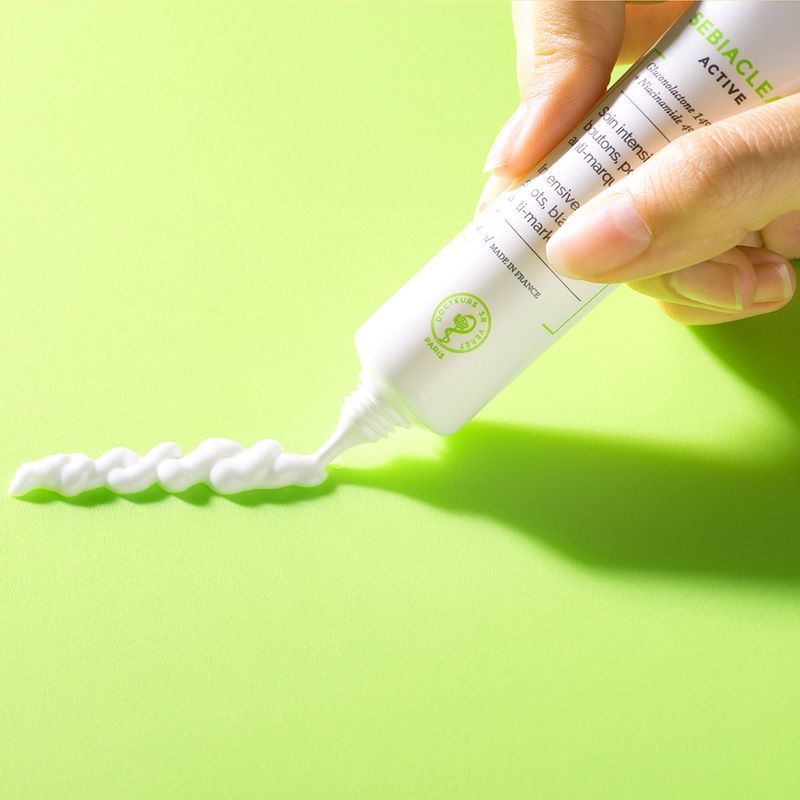 Kem làm giảm mụn và loại bỏ dầu - SVR SEBIACLEAR Active (40ml)
