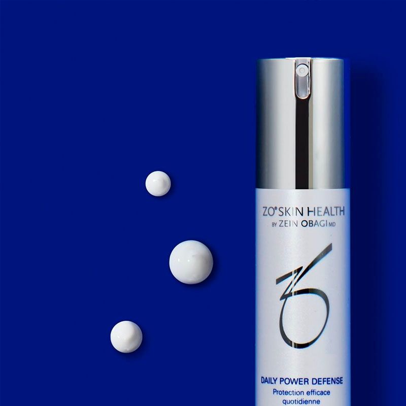 Serum chống oxy hóa chuyên nghiệp chứa retinol vi thể - ZO® SKIN HEALTH Daily Power Defense (50ml)