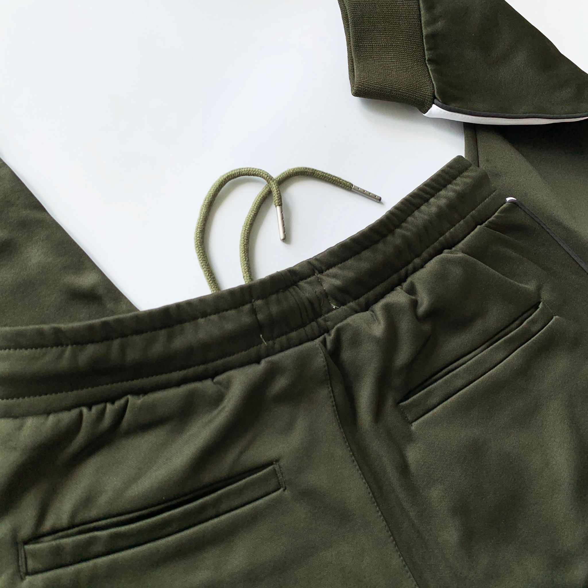 Quần Jogger Lacoste / 2M / JGLC1