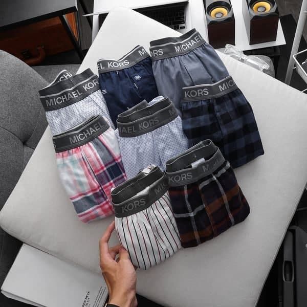 Quần Short MICHAEL KORS / 8M / QSMK1