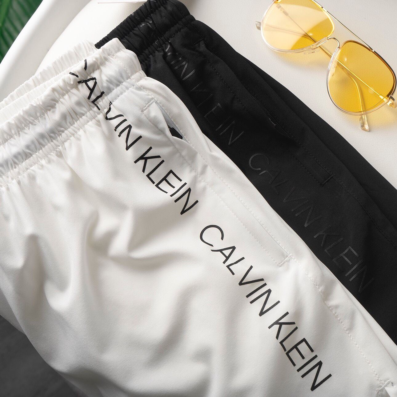Quần Short Calvin Klein / 2M / QSCK1