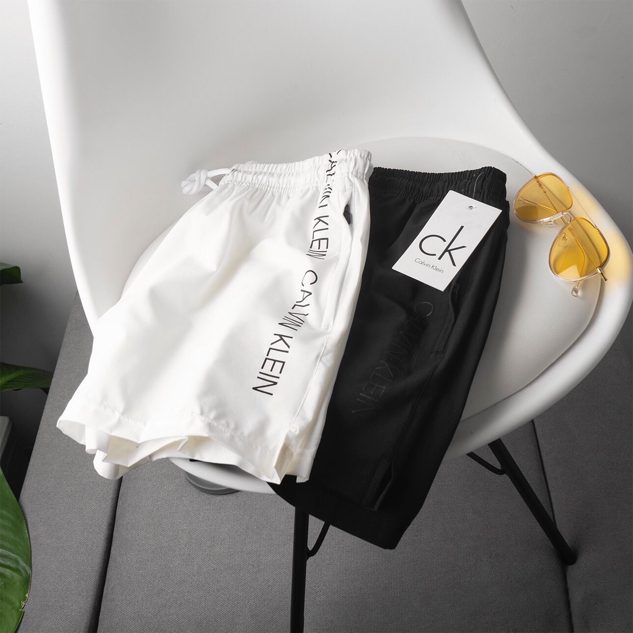 Quần Short Calvin Klein / 2M / QSCK1