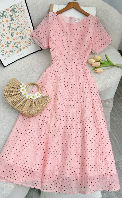 Đầm Tơ Nhăn Chấm Bi Thiết Kế TuTu Store Phù Hợp Đi Chơi Dành Cho Nữ - Mã D1165
