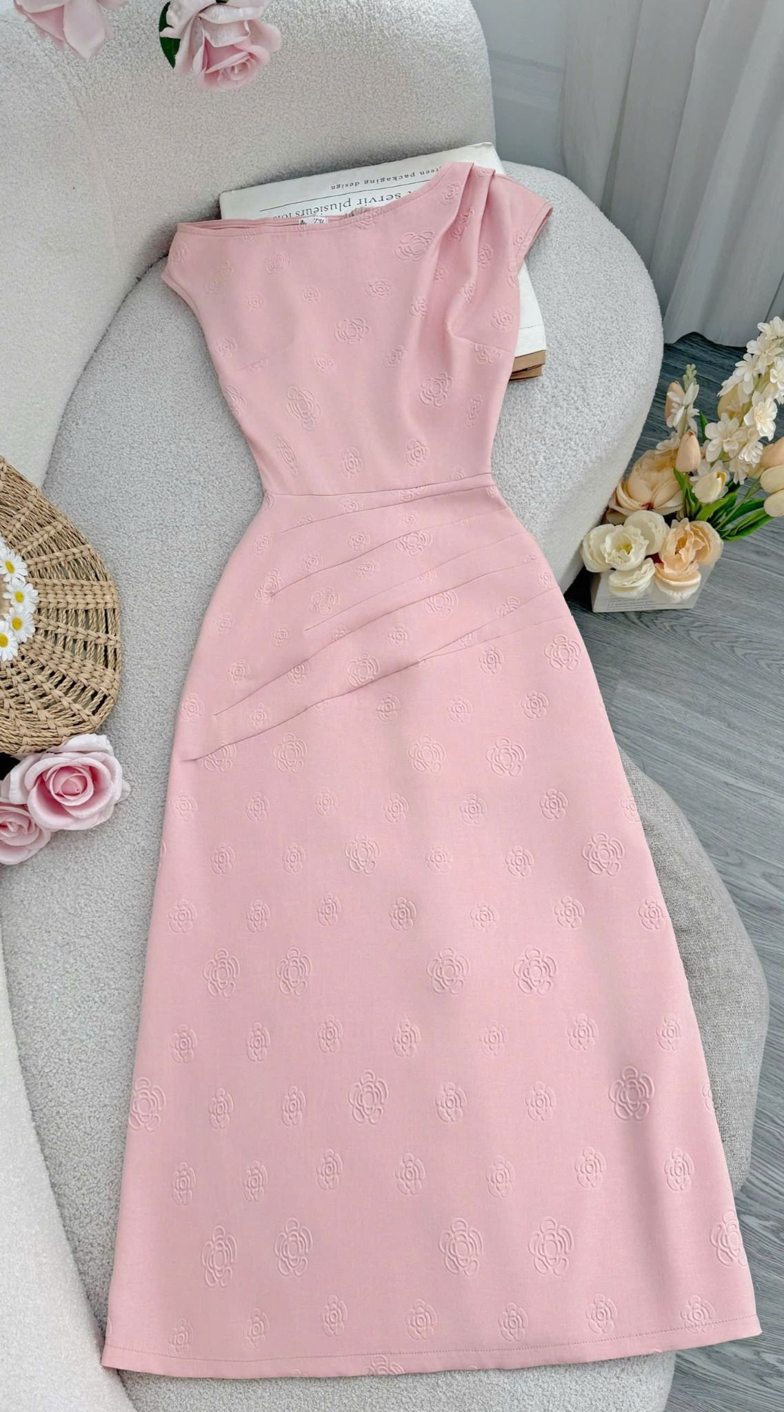 Váy Bố Dập Hoa Hở Bên Vai Phù Hợp Đi Chơi Thiết Kế TuTu Store Dành Cho Nữ -Mã D1073