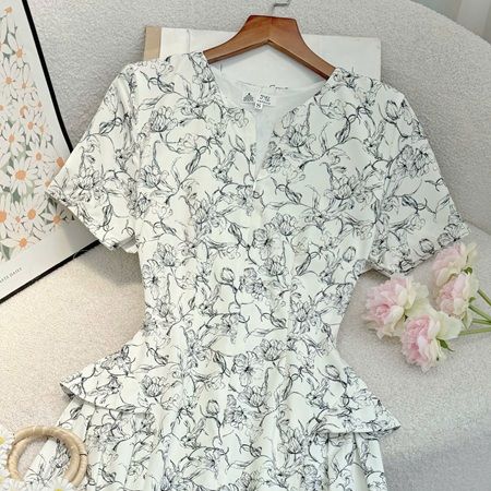 Đầm Lụa Nhật Thiết Kế TuTu Store Phù Hợp Đi Chơi Dành Cho Nữ - Mã D1174