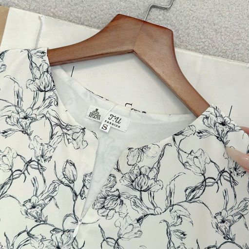 Đầm Lụa Nhật Thiết Kế TuTu Store Phù Hợp Đi Chơi Dành Cho Nữ - Mã D1174