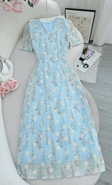 Váy Kate Thêu Cao Cấp Thiết Kế TuTu Store Dành Cho Nữ - Mã D1043