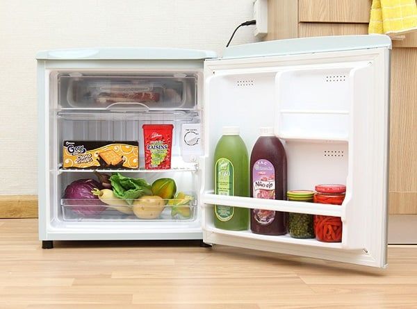 ELECTROLUX EUM0500SB TỦ LẠNH MINI 46 LÍT
