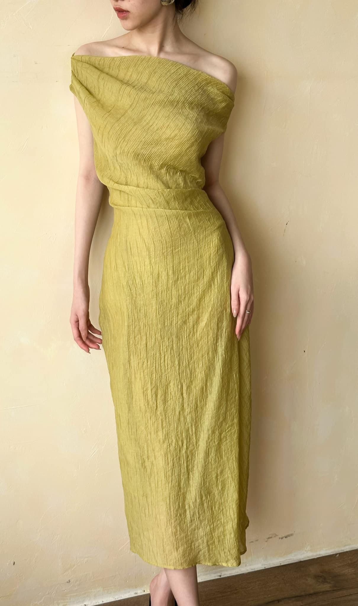 Dilys Dress - Đầm Trễ Vai Sóng Eo DR2123