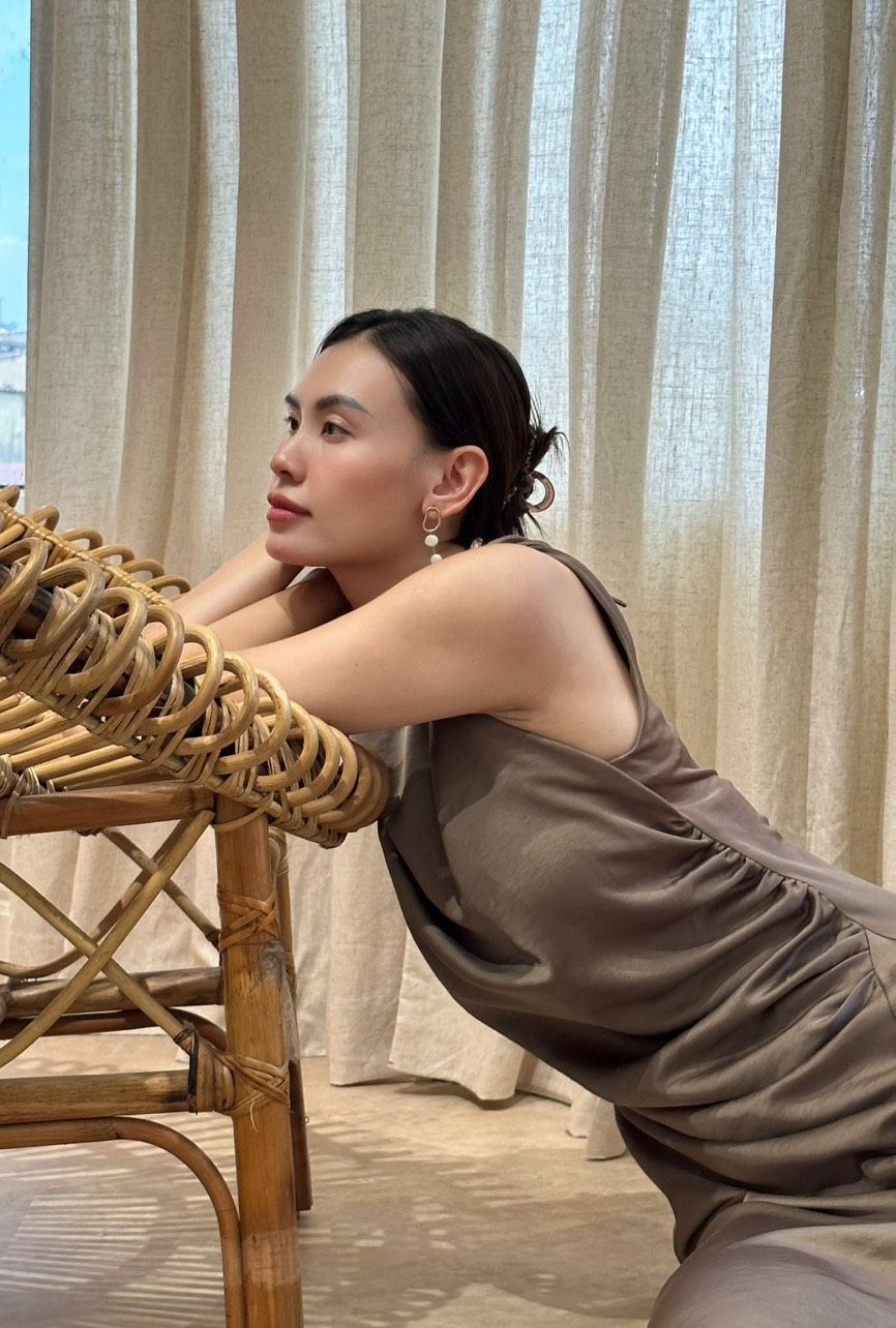 Juhi Dress - Đầm Nhún Sườn Xẻ Tà L58