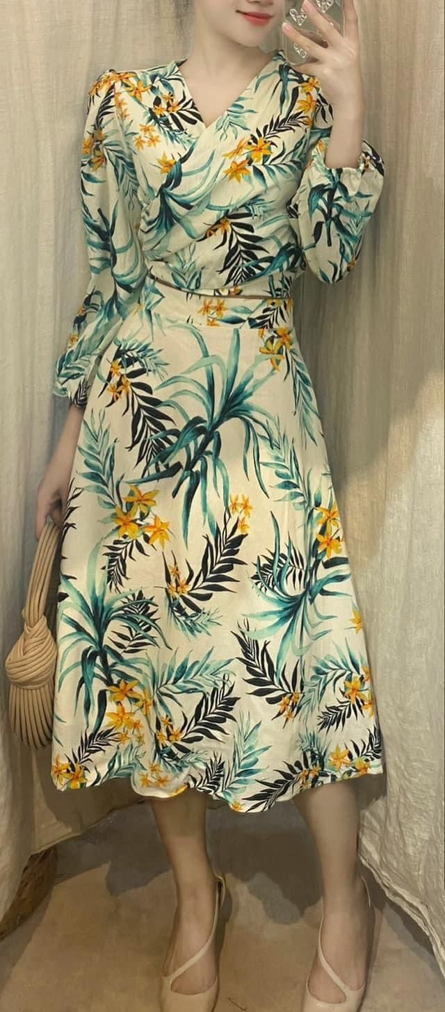 Zayla Set -Set áo chân váy hoa lá S18 S19