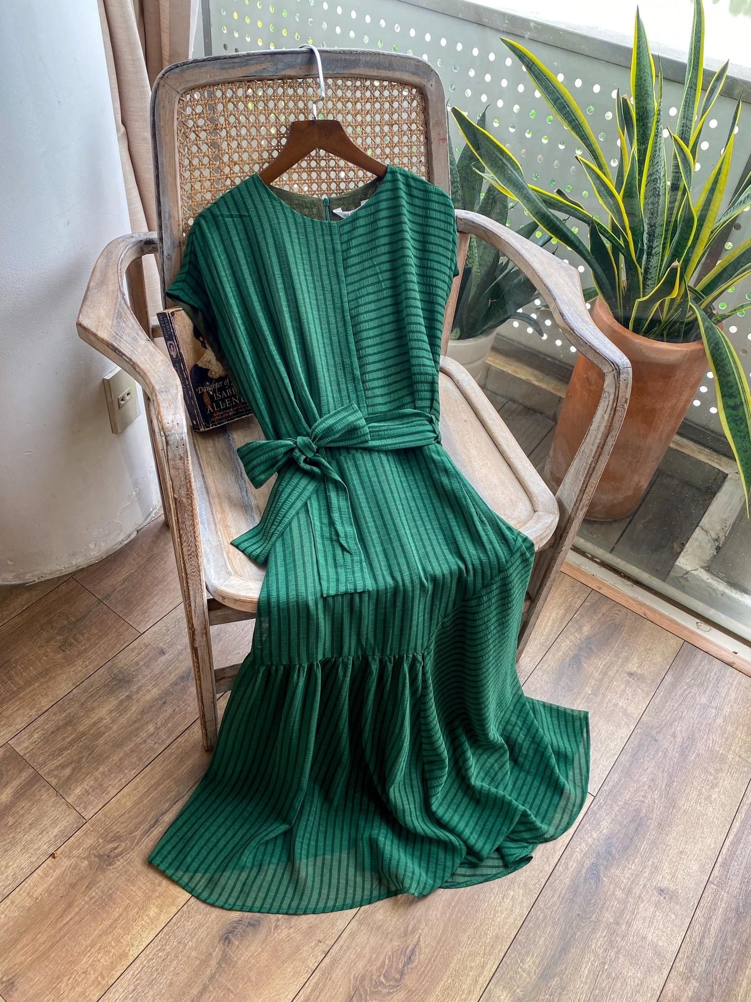 Evergreen Dress - Đầm Kẻ Sọc Đai Lưng PQ69