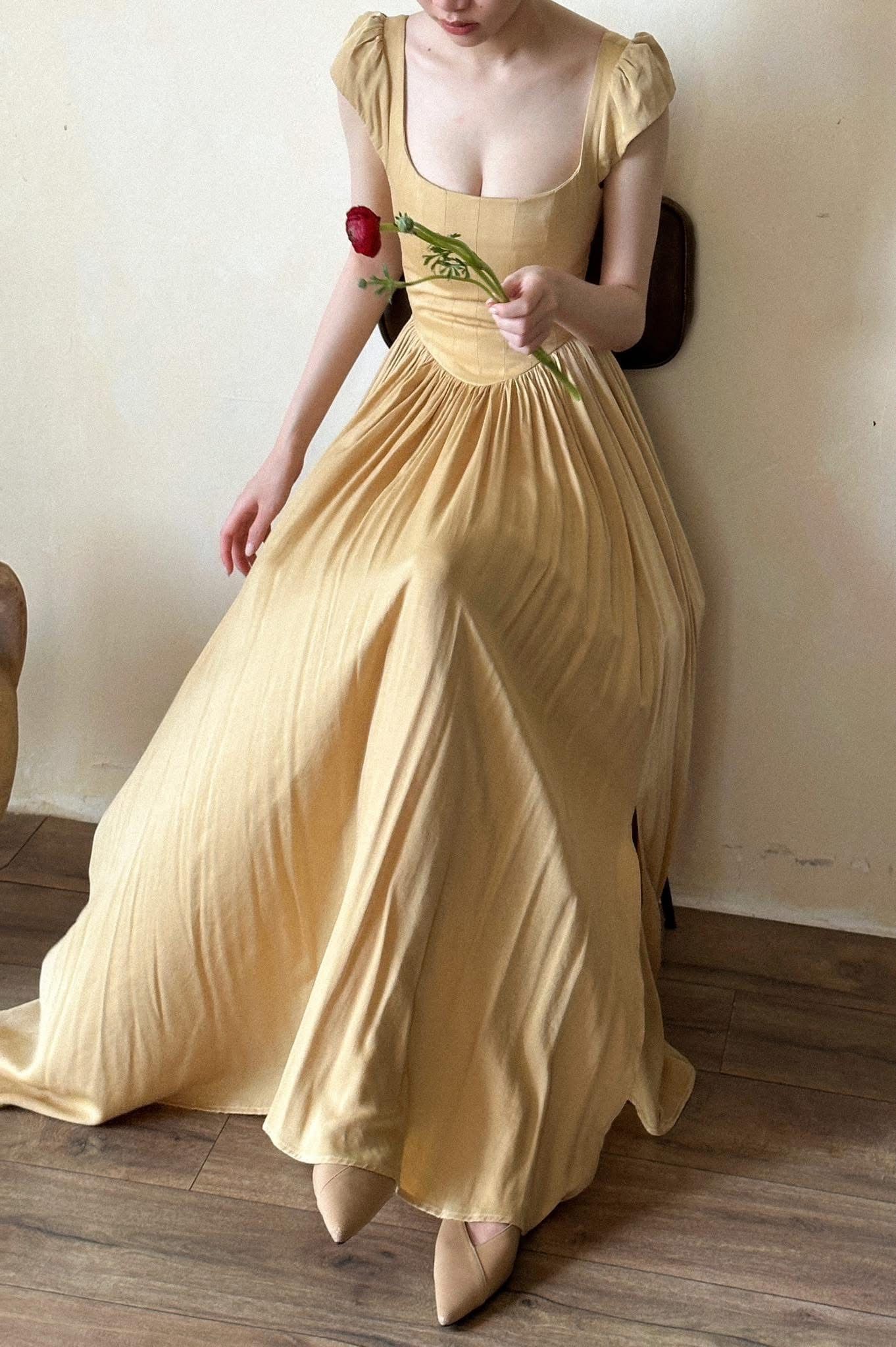 Adela Dress - Đầm Corset Cổ Điển Tay Hến V21