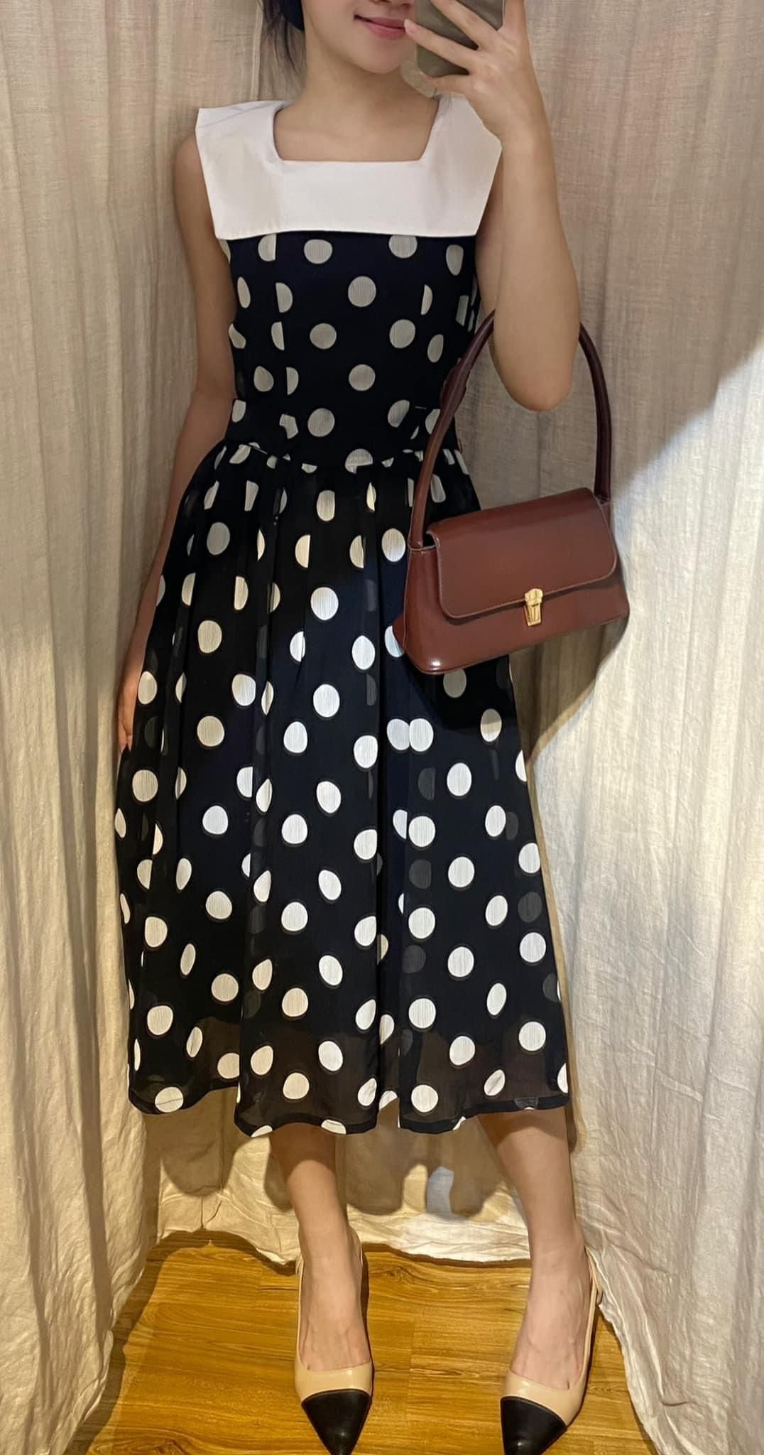 Eleanor Dress - Đầm Cổ Vuông Hoạ Tiết Chấm Bi E02
