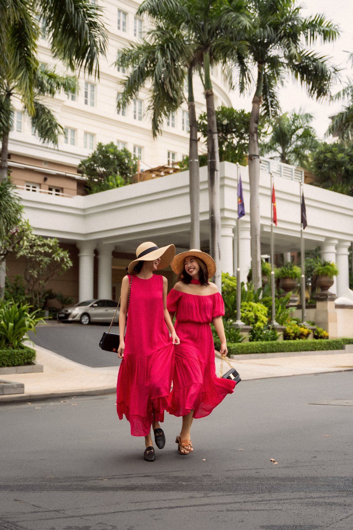 Đầm xô lụa trễ vai L34