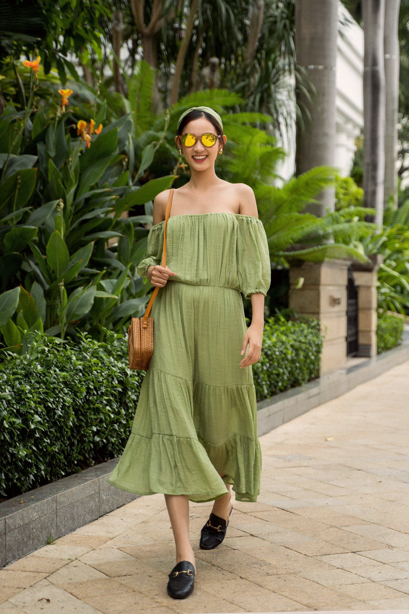 Đầm xô lụa trễ vai L34