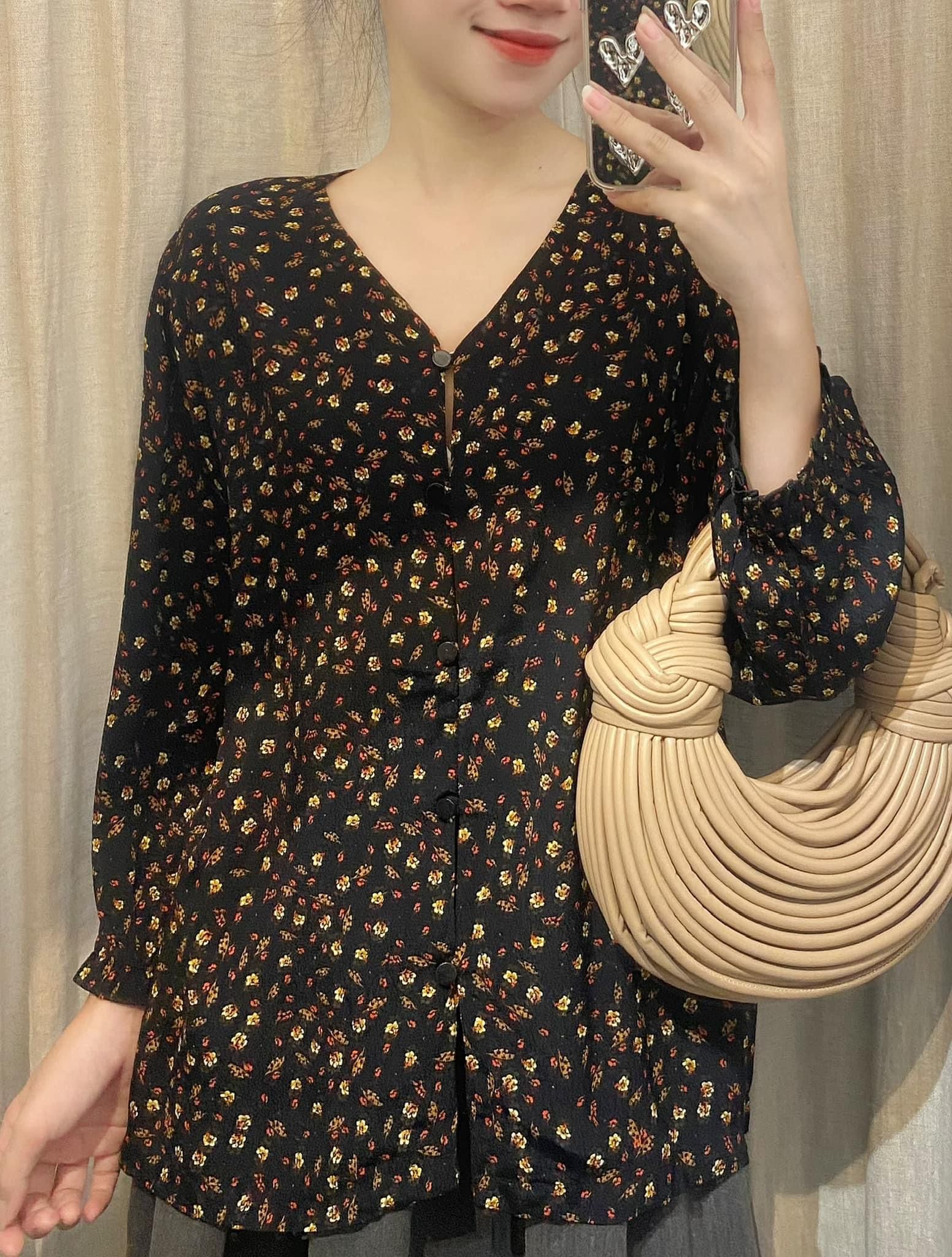 Lauren Shirt - Áo sơ mi đen hoa nhí A61