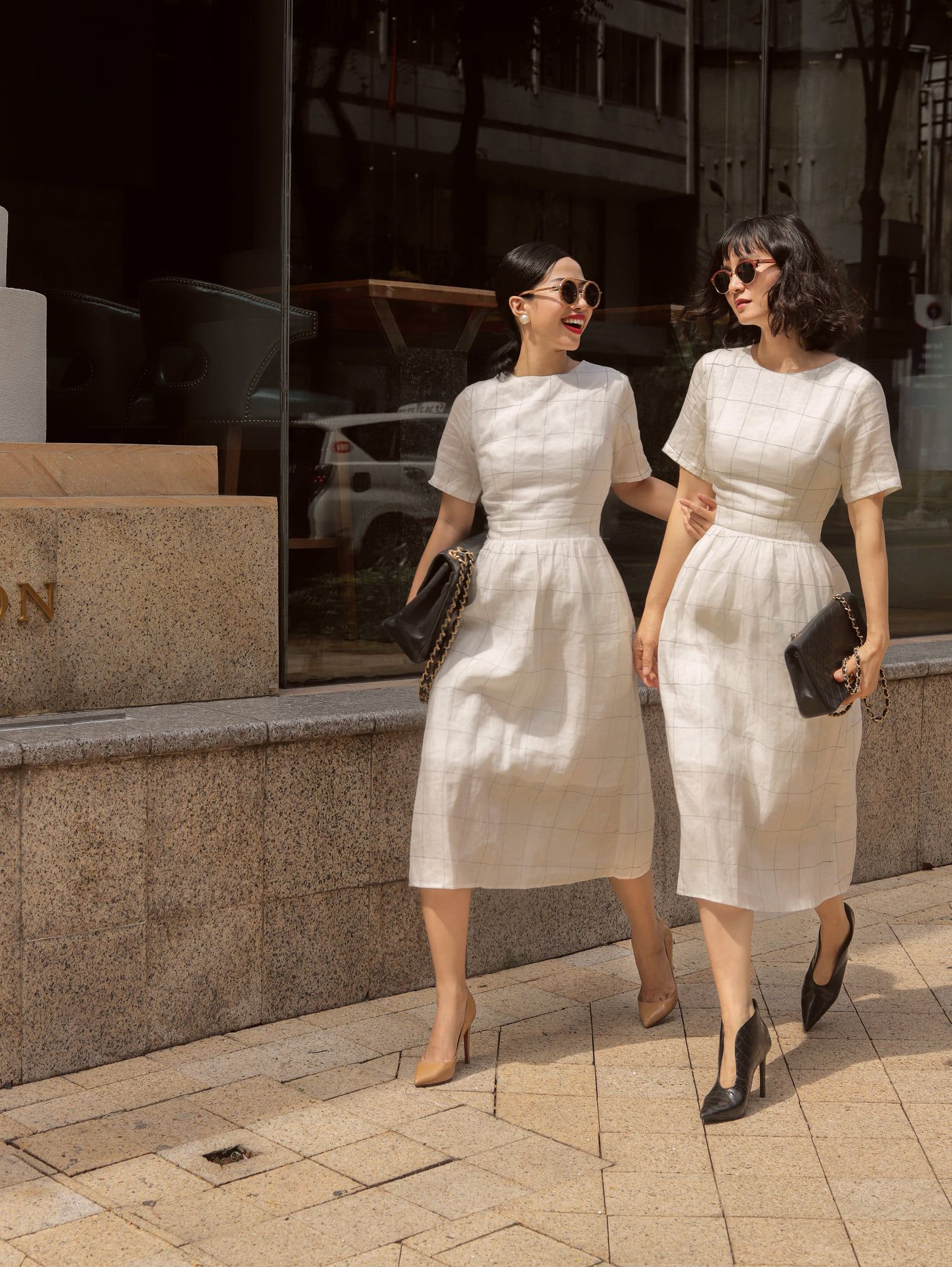 Kelly Dress - Đầm linen trắng kẻ ô kín lưng D108