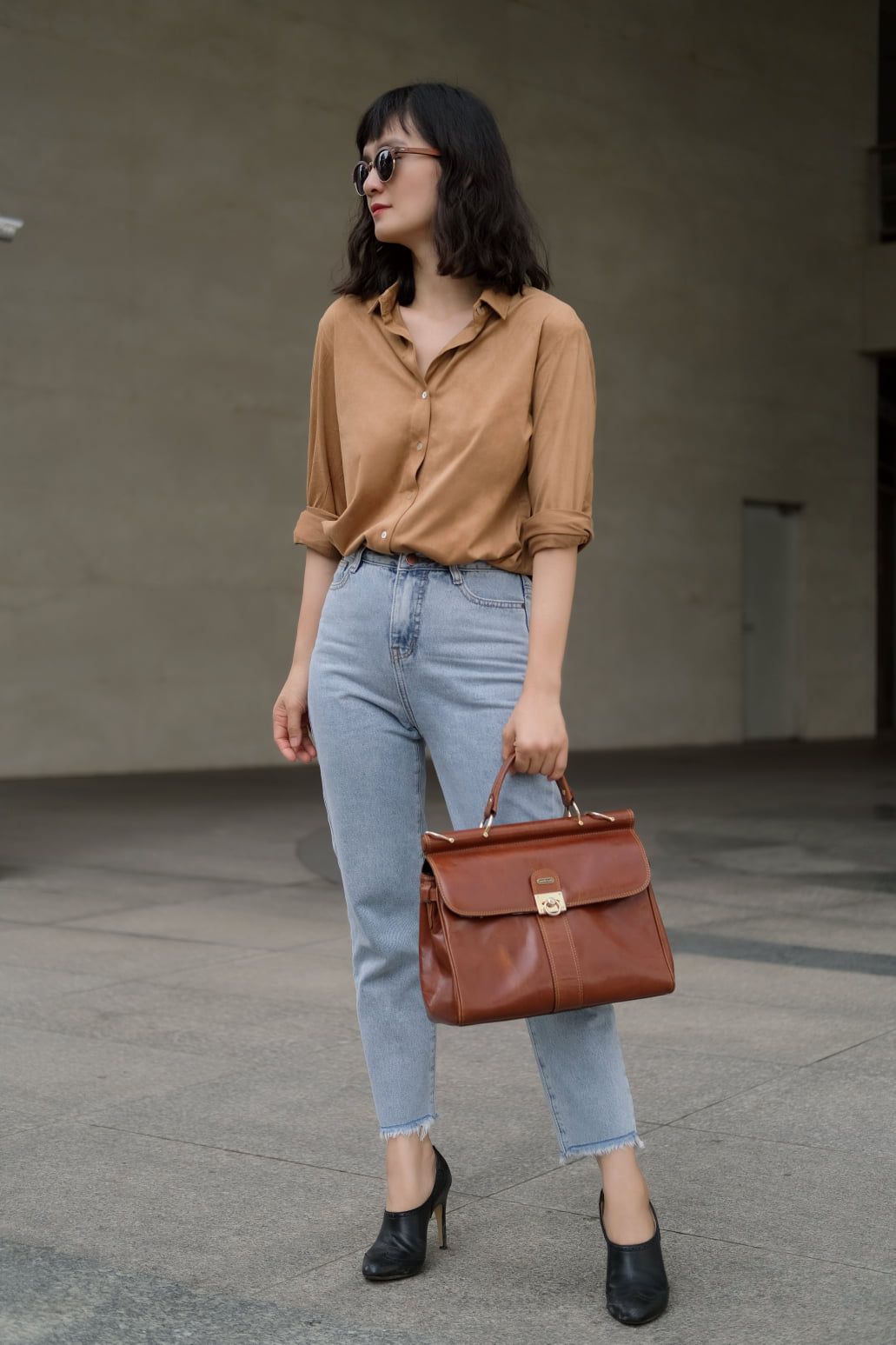 Juliet Shirt - Áo sơ mi da lộn vàng đồng A42