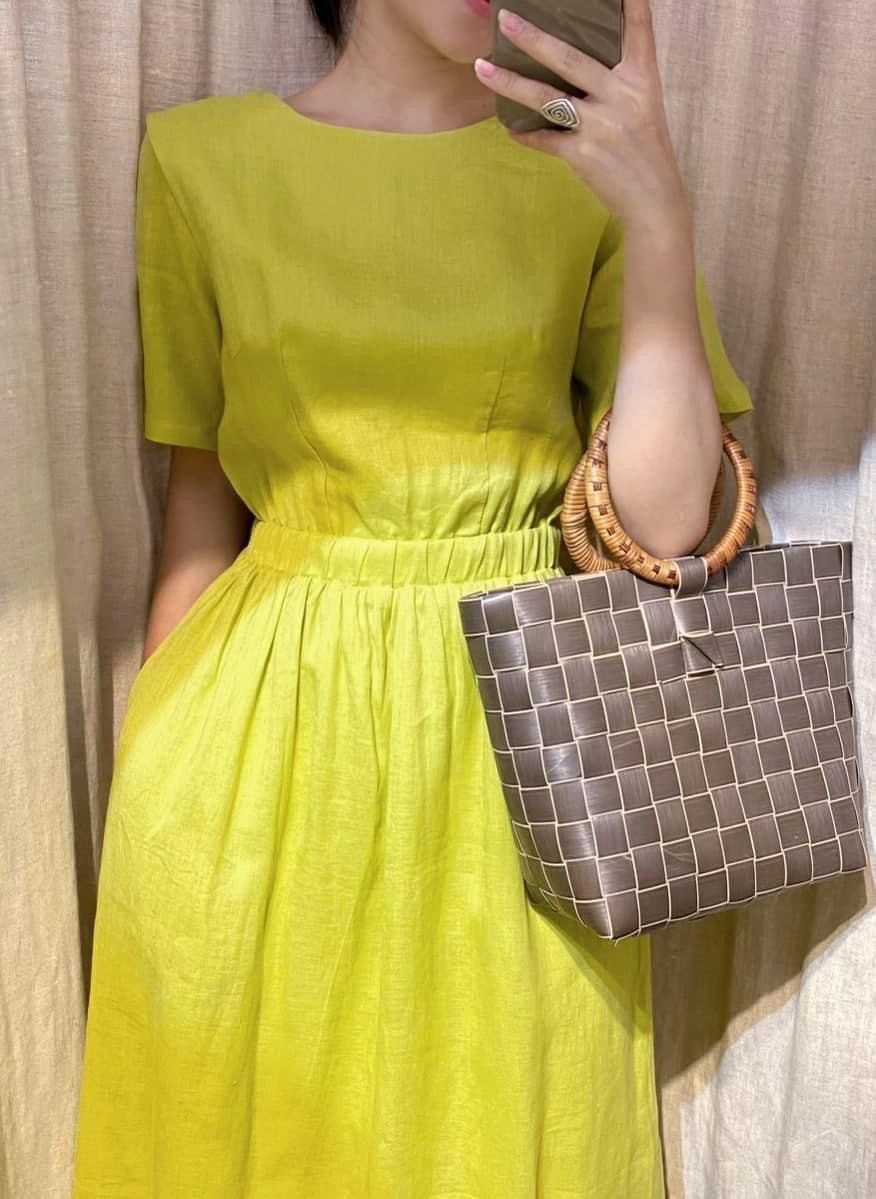 Melody Dress - Đầm Cổ Tròn Nhấn Eo - L93