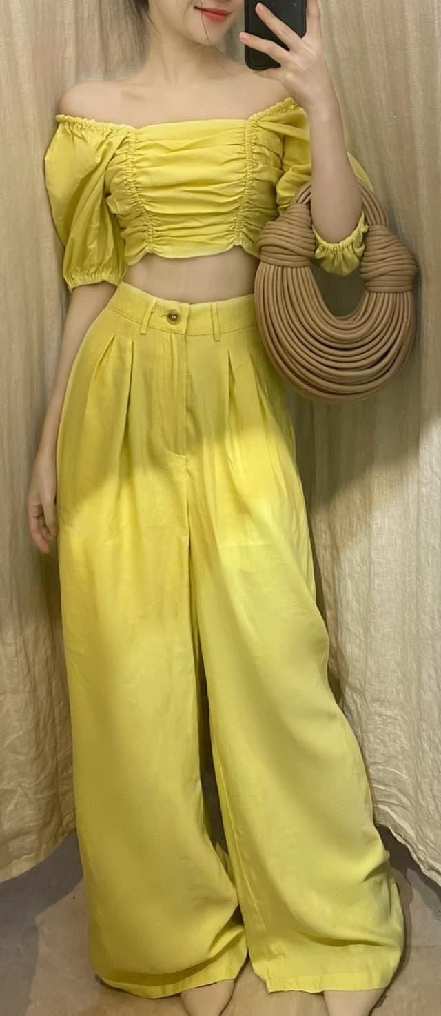 Celli Set Áo Croptop và Quần Ống Rộng S002