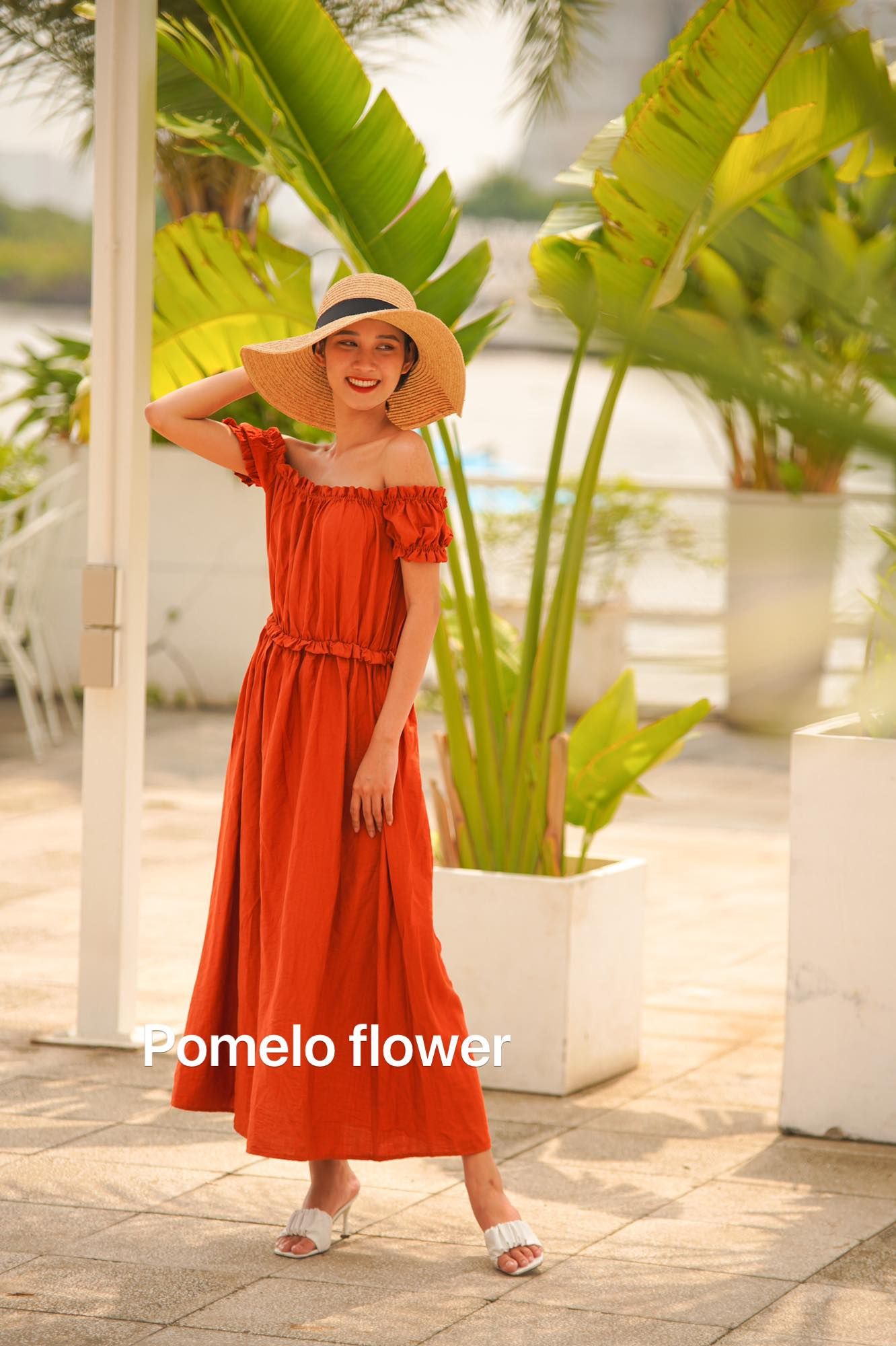 Adelyn Dress - Đầm trễ vai Đũi tơ ngắn tay D75