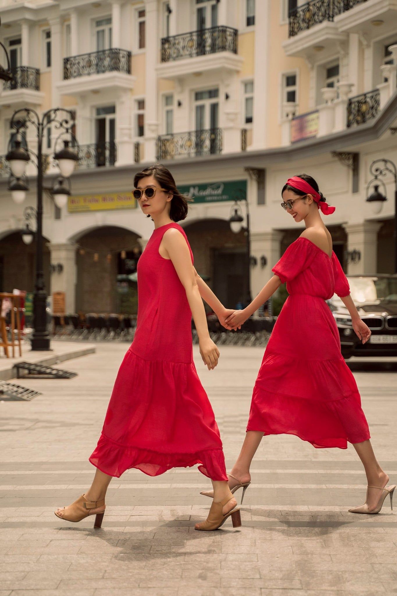 Macie Dress - Đầm xô lụa sát nách đỏ D48