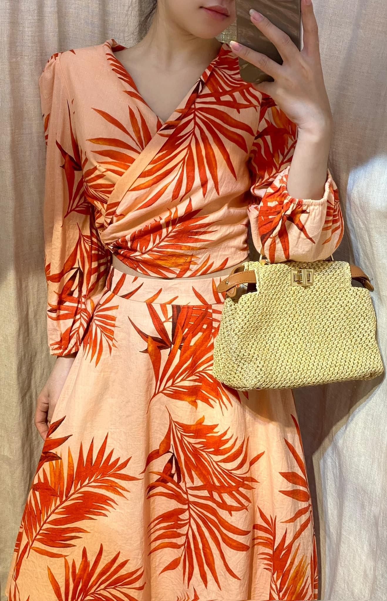 Zayla Set -Set áo chân váy hoa lá S18 S19