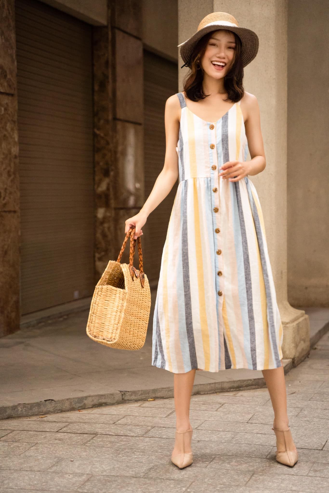 Reign Dress - Đầm 2 dây linen kẻ sọc D182