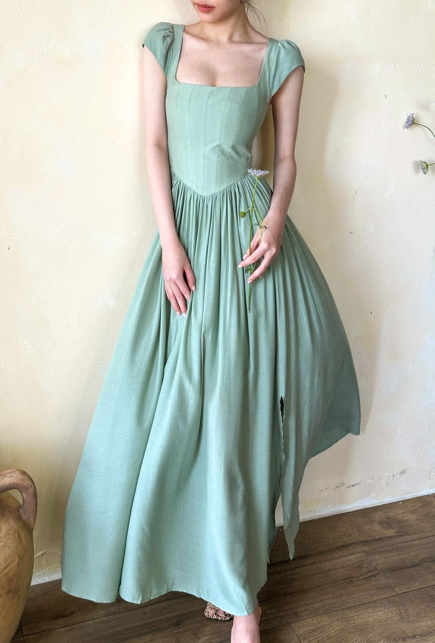Adela Dress - Đầm Corset Cổ Điển Tay Hến V21