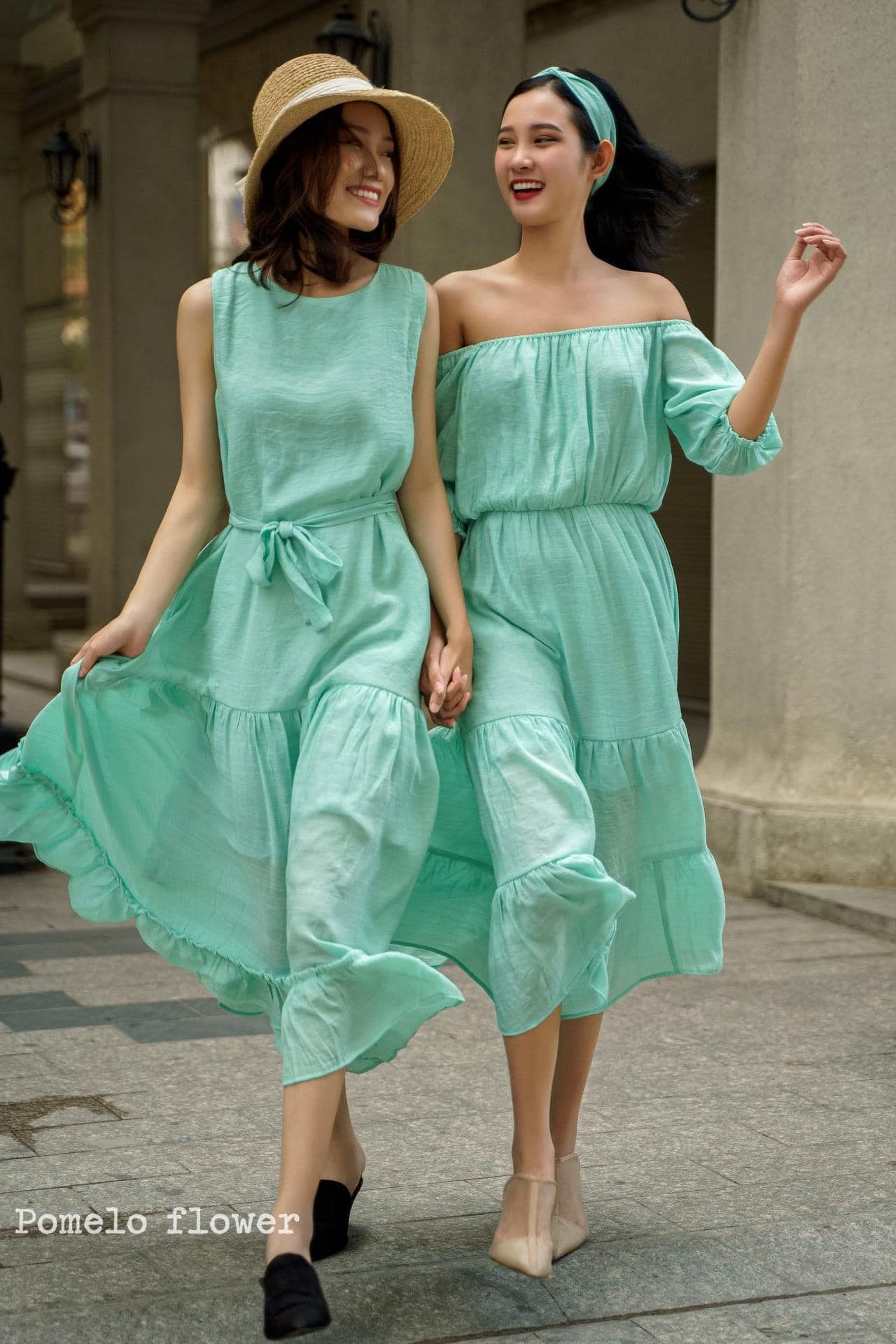 Ana Dress - Đầm xô lụa trễ vai xanh lá D57