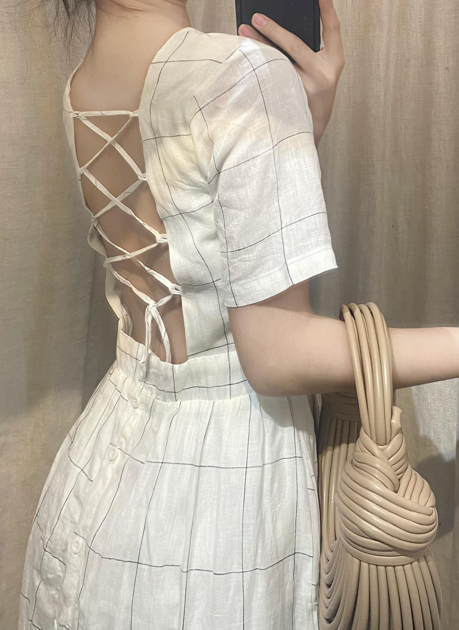 Kali Dress - Đầm linen hở lưng thắt dây D106